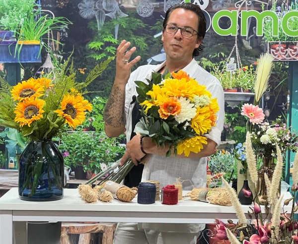 Dekorationsbänder blau mit 6 x 1.000cm zum Binden von künstlichen Blumensträußen