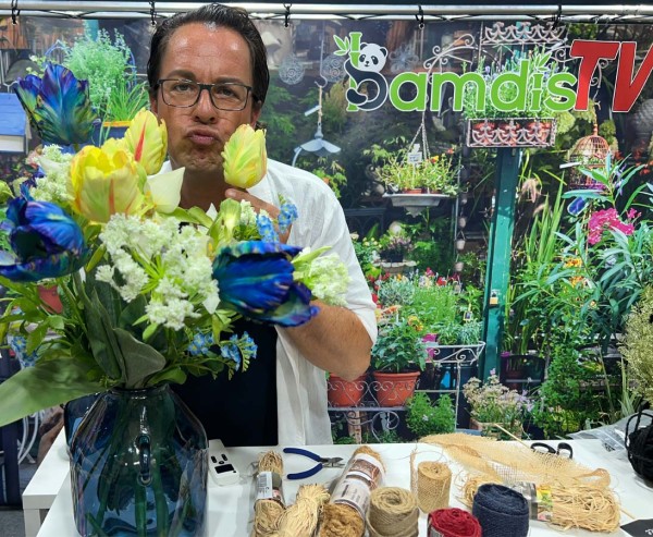 Juteband naturbelassen mit 12 x 300cma aus Bastfasern zum verschnüren von Kunstblumen